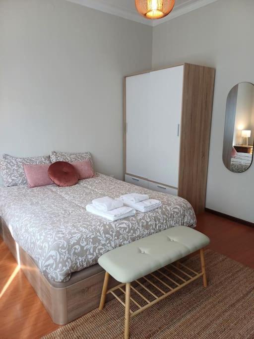 Roomy & Patio - 2 Bedroom Flat Porto Exterior foto